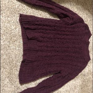 american eagle burgundy sweater